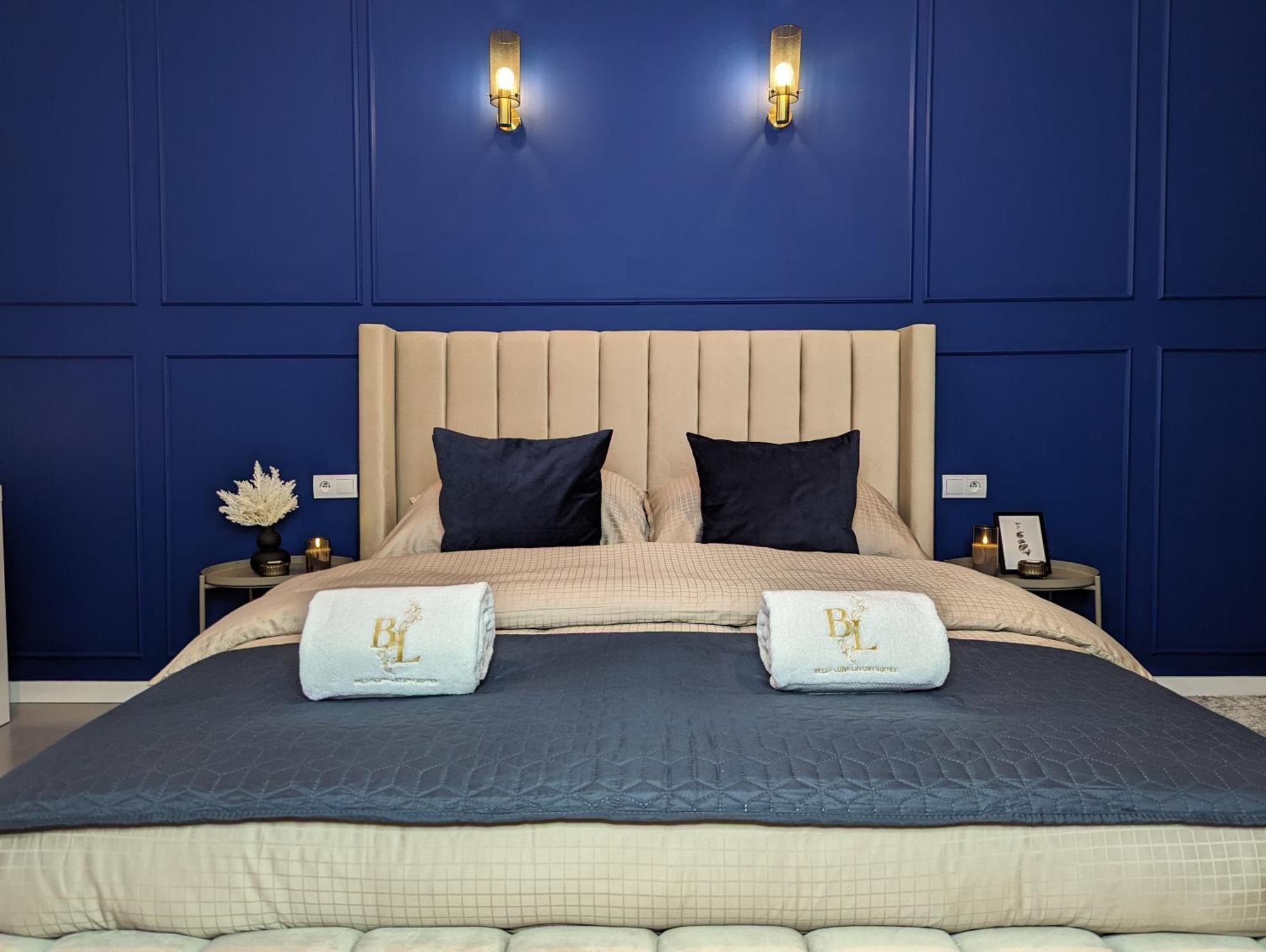 Bella Luna Luxury Suites - Chic Residence In Historic Square Warszawa Exteriör bild